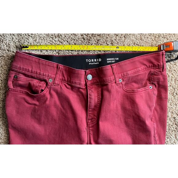 Torrid Bombshell Flare High-Rise Jeans - Size 20S*** - Picture 8 of 9